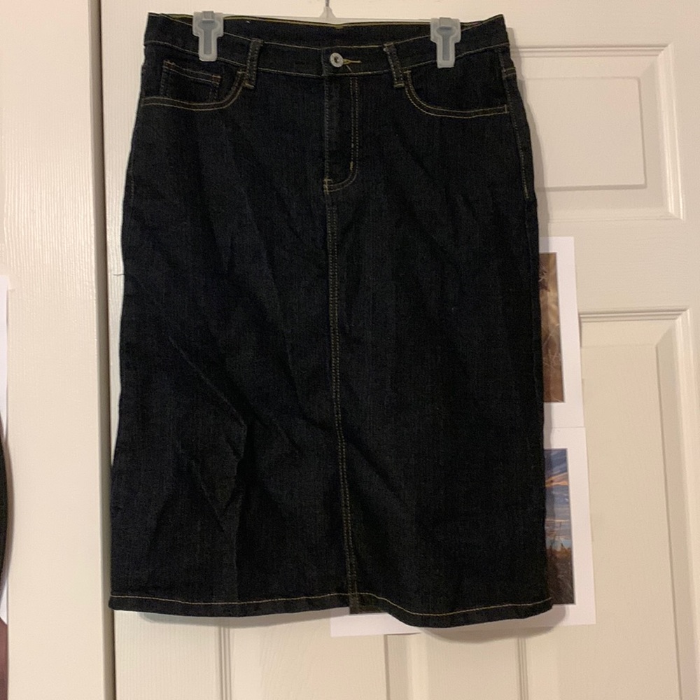 Women’s jean skirt!